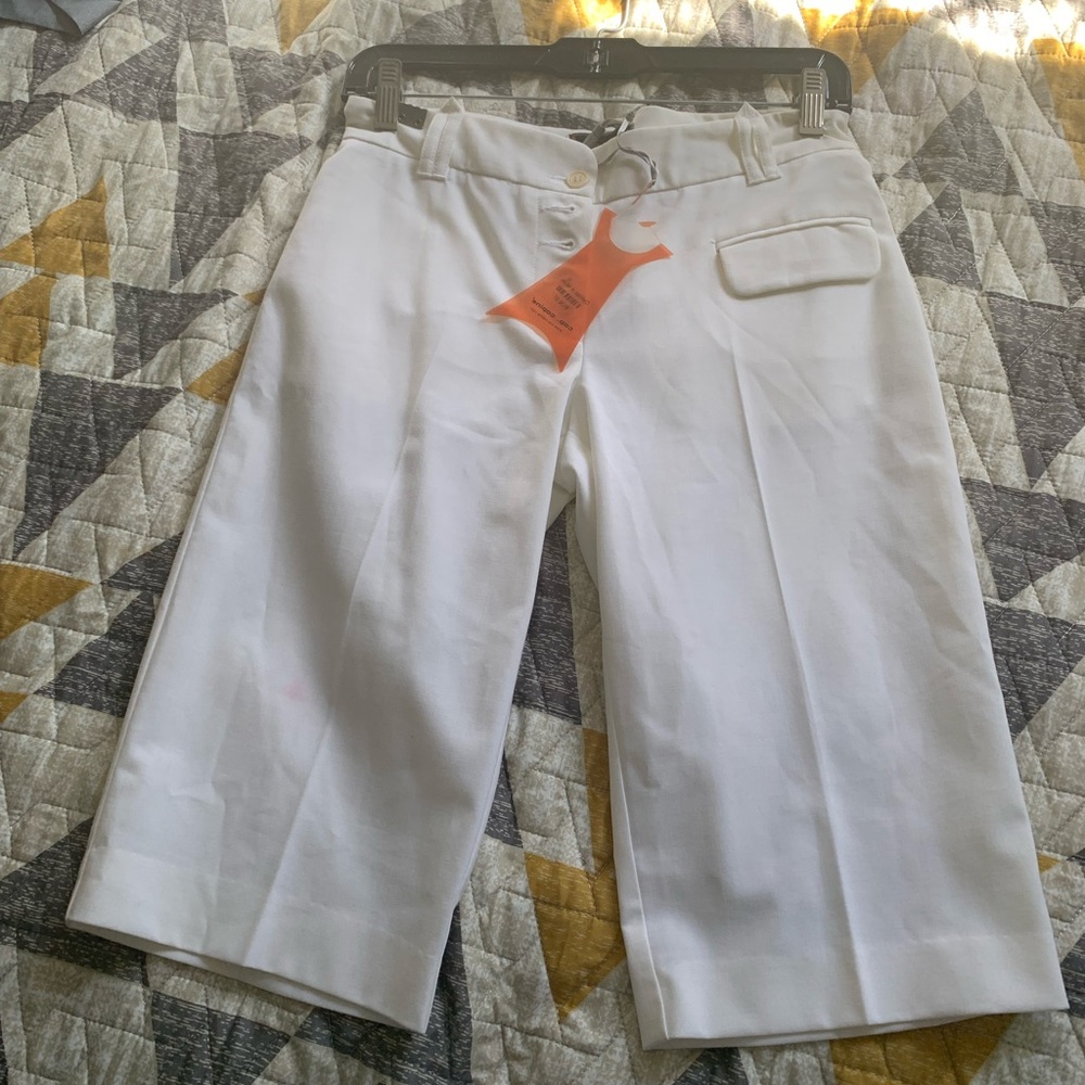 Cop copine capri white pants size 36. Woman’s size 6